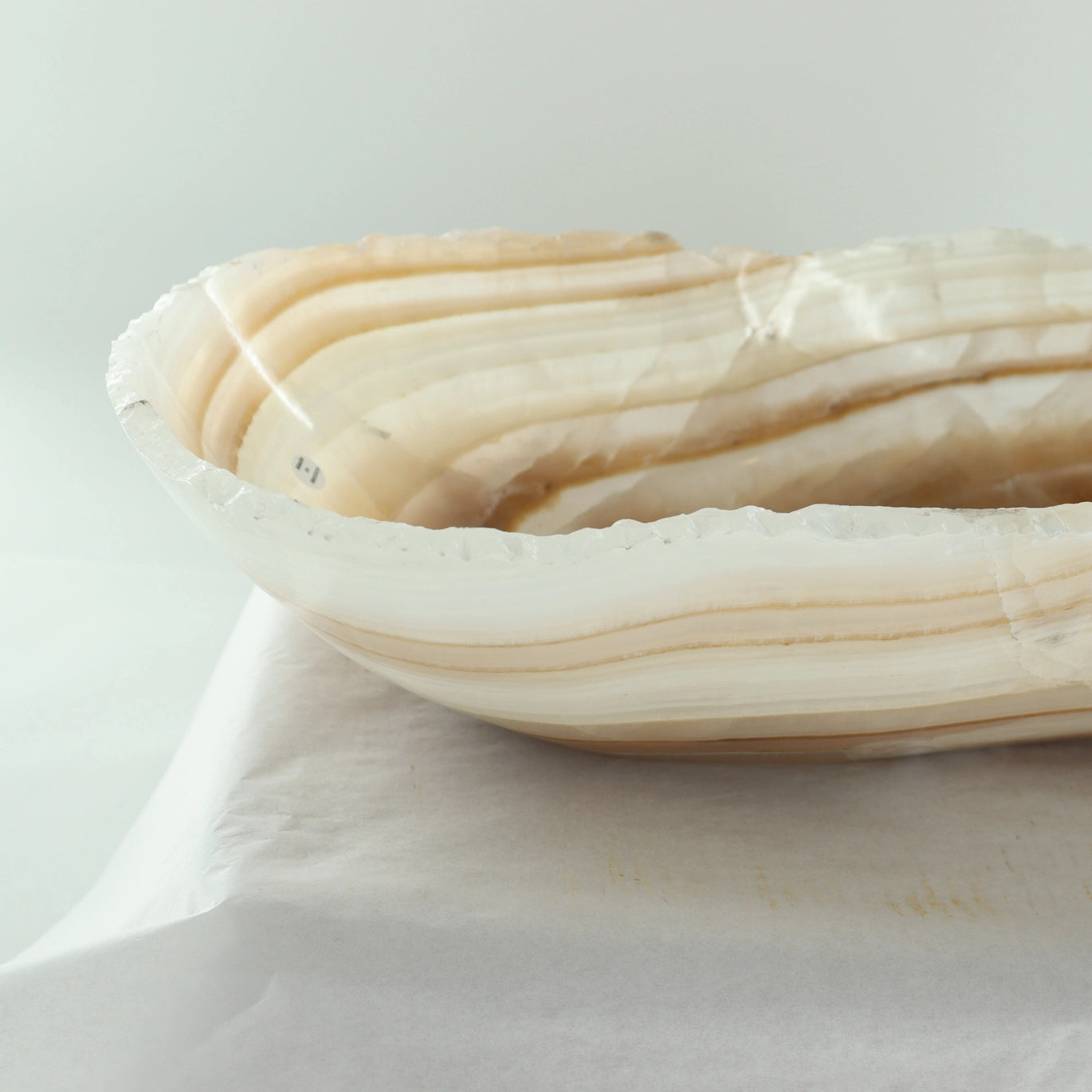 Blanche Trim Onyx Canoe Bowl