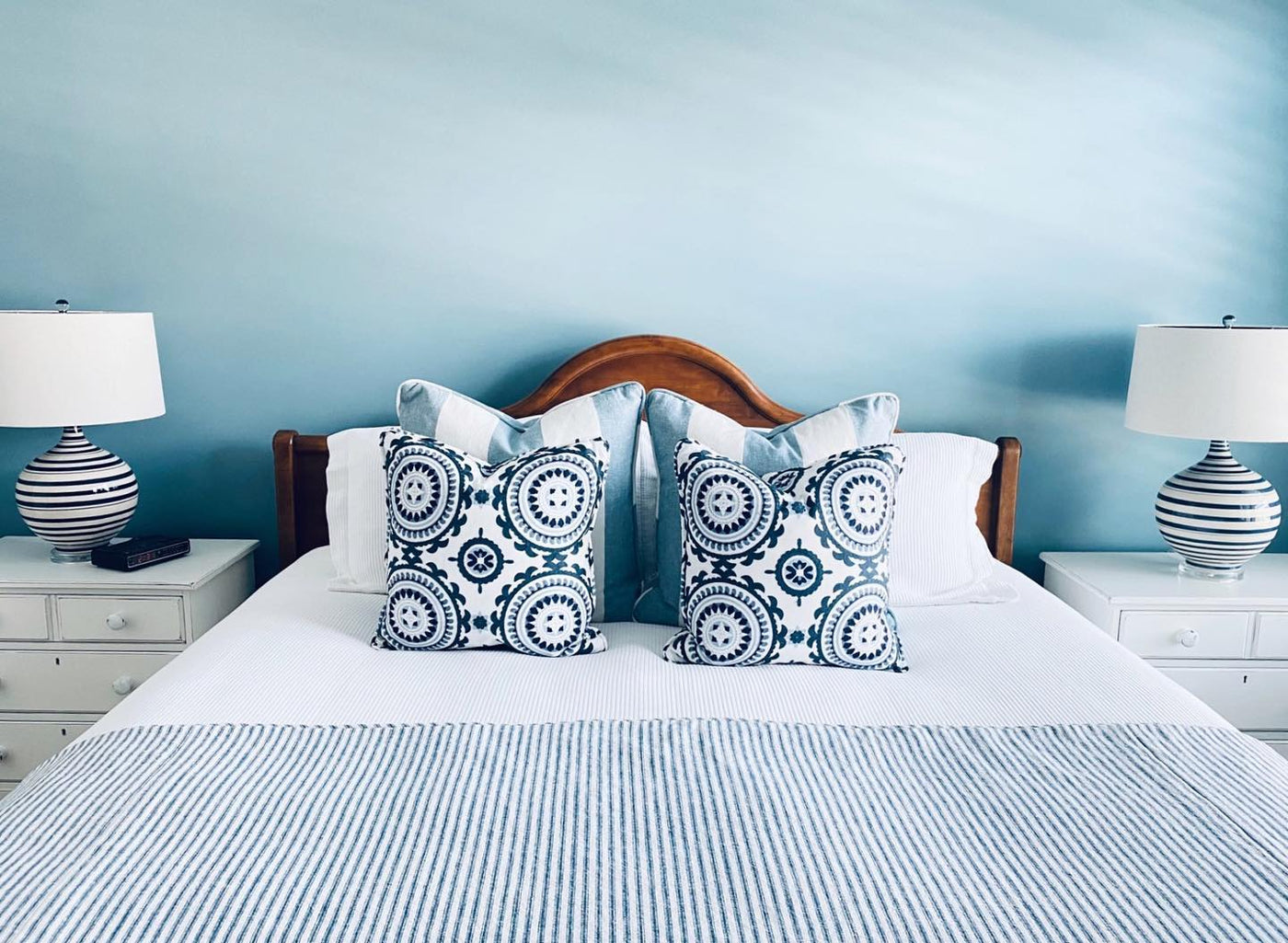 Oceanfront Table Lamp