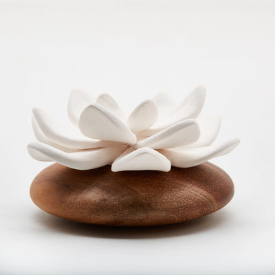 Porcelain Flower Diffuser