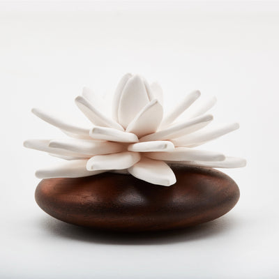 Porcelain Flower Diffuser