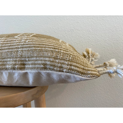 Mila Decorative Lumbar Pillow